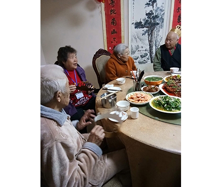 上海老人日常活动